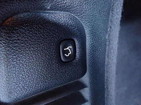 Used 2020 Dodge Durango GT image 9