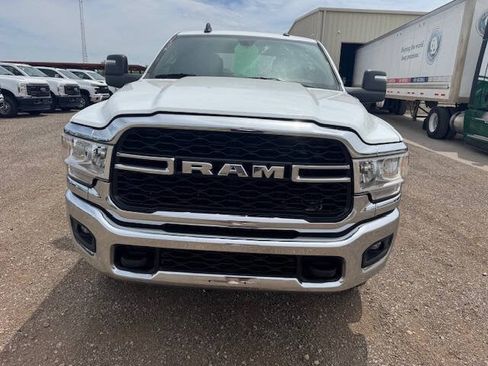 Used 2023 RAM 2500 Tradesman w/ Chrome Appearance Group AWD/4WD image 65