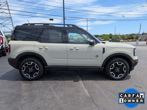 Certified 2024 Ford Bronco Sport Outer Banks AWD/4WD image 3