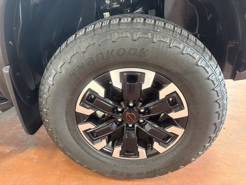 Used 2023 Nissan Frontier PRO-4X w/ Pro Convenience Package AWD/4WD image 10