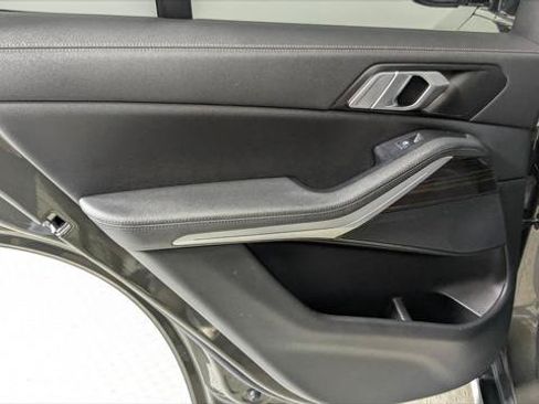 Used 2020 BMW X5 sDrive40i w/ Premium Package RWD image 17