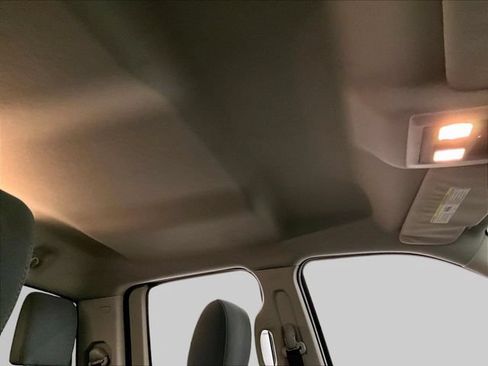 Used 2015 RAM 1500 Express AWD/4WD image 22