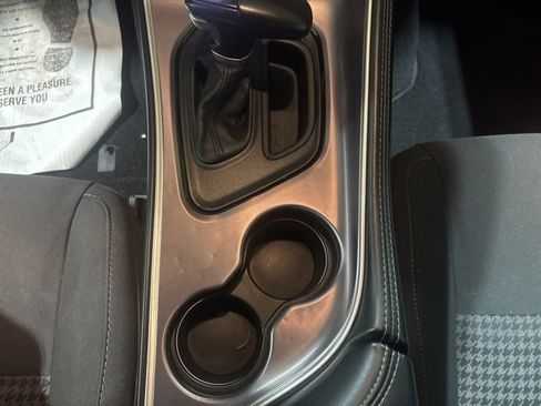 Used 2022 Dodge Challenger GT image 19