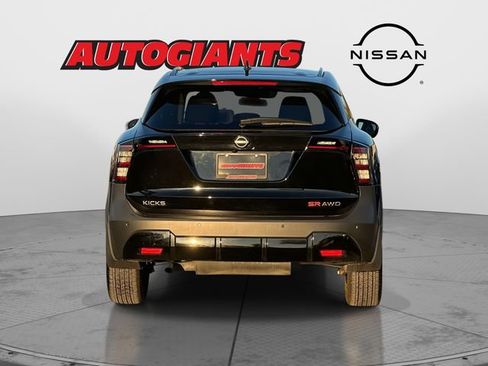Certified 2025 Nissan Kicks SR image 4