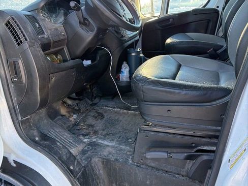 Used 2019 RAM ProMaster 2500 FWD image 4