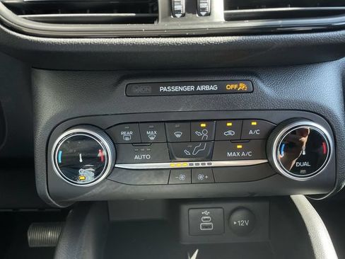 Used 2026 Ford Escape ST-Line AWD/4WD image 18