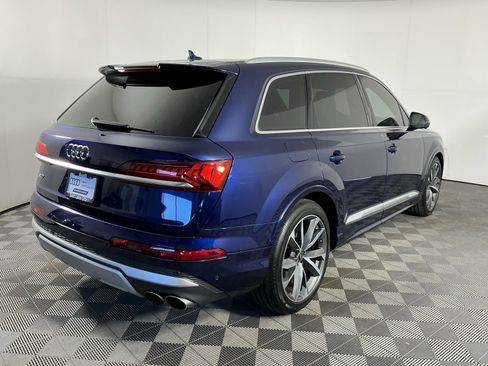 Used 2022 Audi SQ7 Prestige w/ Prestige Package image 9