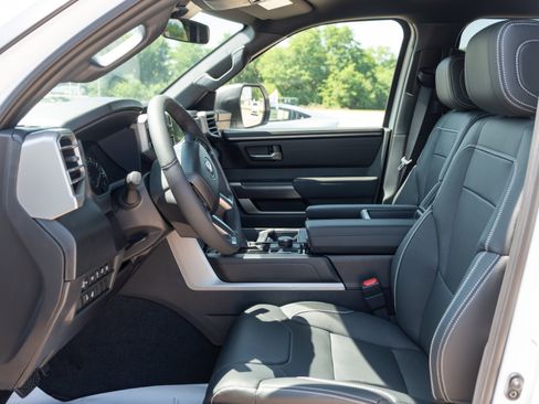 New 2026 Toyota Tundra SR5 AWD/4WD image 6