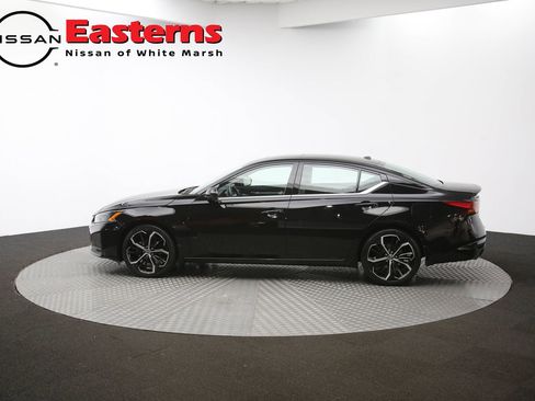 Used 2023 Nissan Altima 2.5 SR w/ SR Premium Package image 99