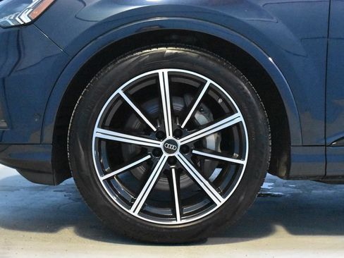 Used 2023 Audi Q7 3.0T Prestige AWD/4WD image 24