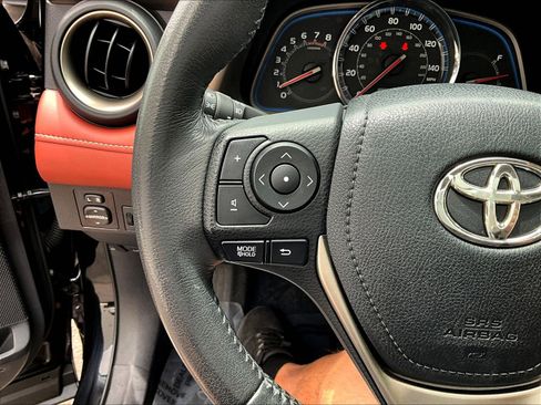 Used 2013 Toyota RAV4 Limited FWD image 11