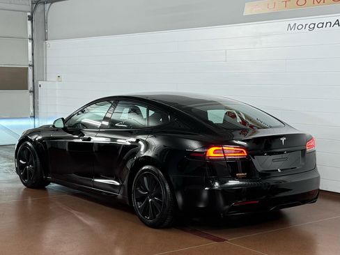 Used 2023 Tesla Model S Base image 5