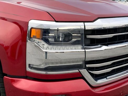 Used 2018 Chevrolet Silverado 1500 High Country image 27