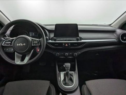 Used 2024 Kia Forte LXS w/ LXS Technology Package image 26