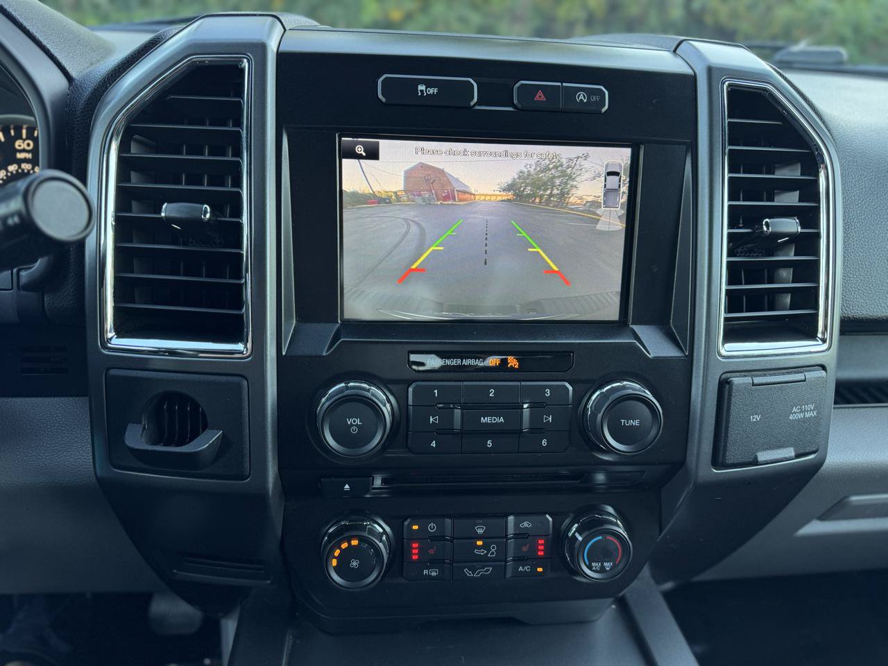 Used 2015 Ford F150 XLT w/ Equipment Group 302A Luxury RWD image 28