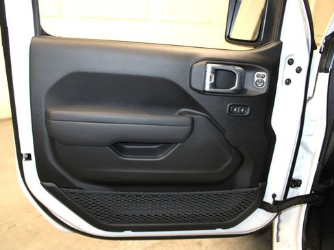 New 2026 Jeep Gladiator Sport image 24