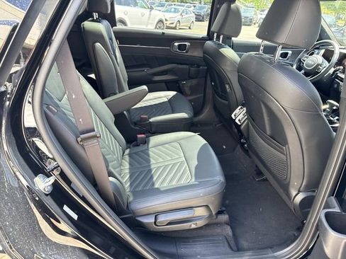 Used 2025 Kia Sorento SX Prestige AWD/4WD image 10