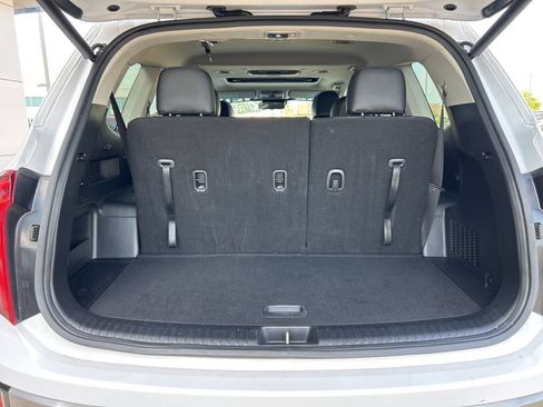 Used 2025 Kia Telluride S AWD/4WD image 6