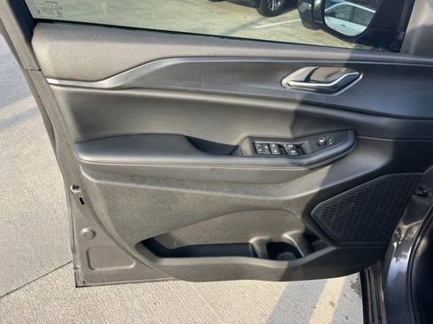 Used 2024 Jeep Grand Cherokee Altitude image 13