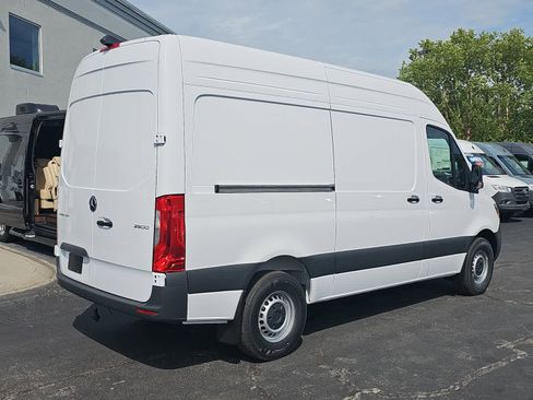 New 2026 Mercedes-Benz Sprinter 2500 image 2