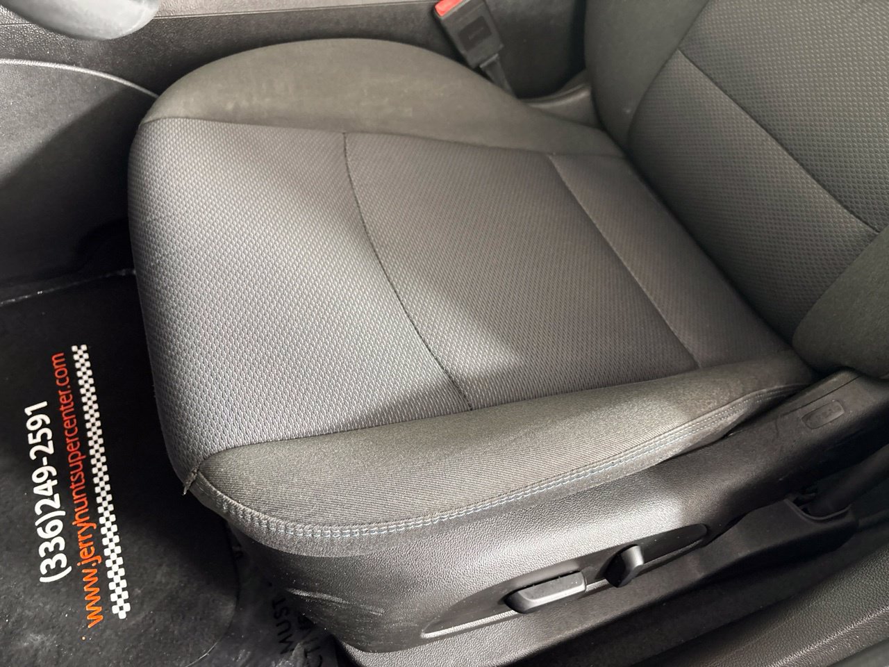 Used 2018 Chevrolet Cruze LT w/ LT Fleet Convenience Package FWD image 11