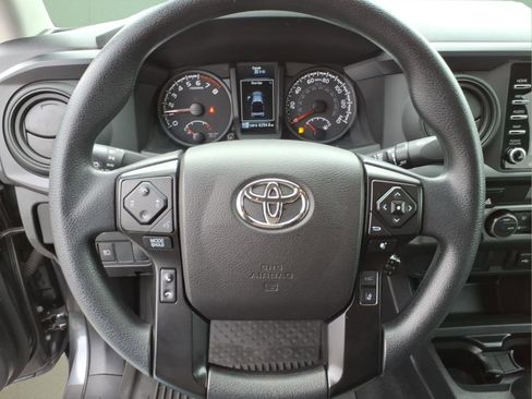 Used 2022 Toyota Tacoma SR image 20