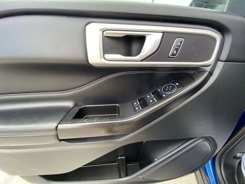 Used 2020 Ford Explorer XLT w/ Equipment Group 202A image 13