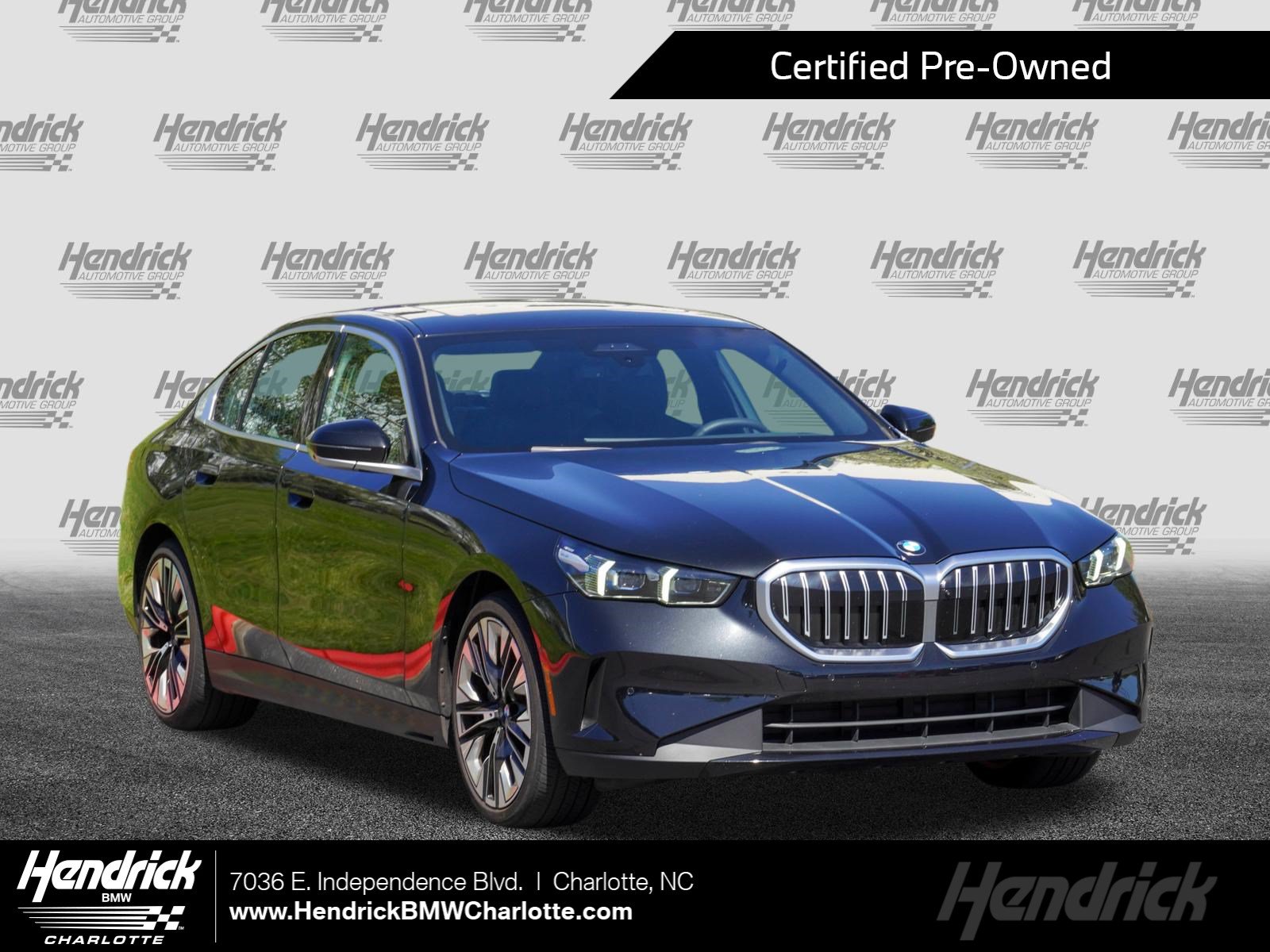 Certified 2025 BMW 540i xDrive AWD/4WD image 1