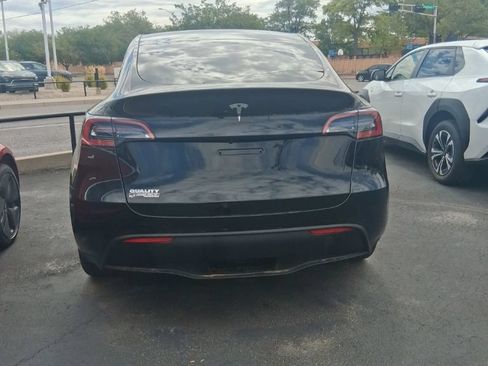 Used 2023 Tesla Model Y Long Range AWD/4WD image 5