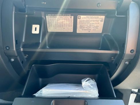 Used 2016 GMC Sierra 2500 SLE image 25