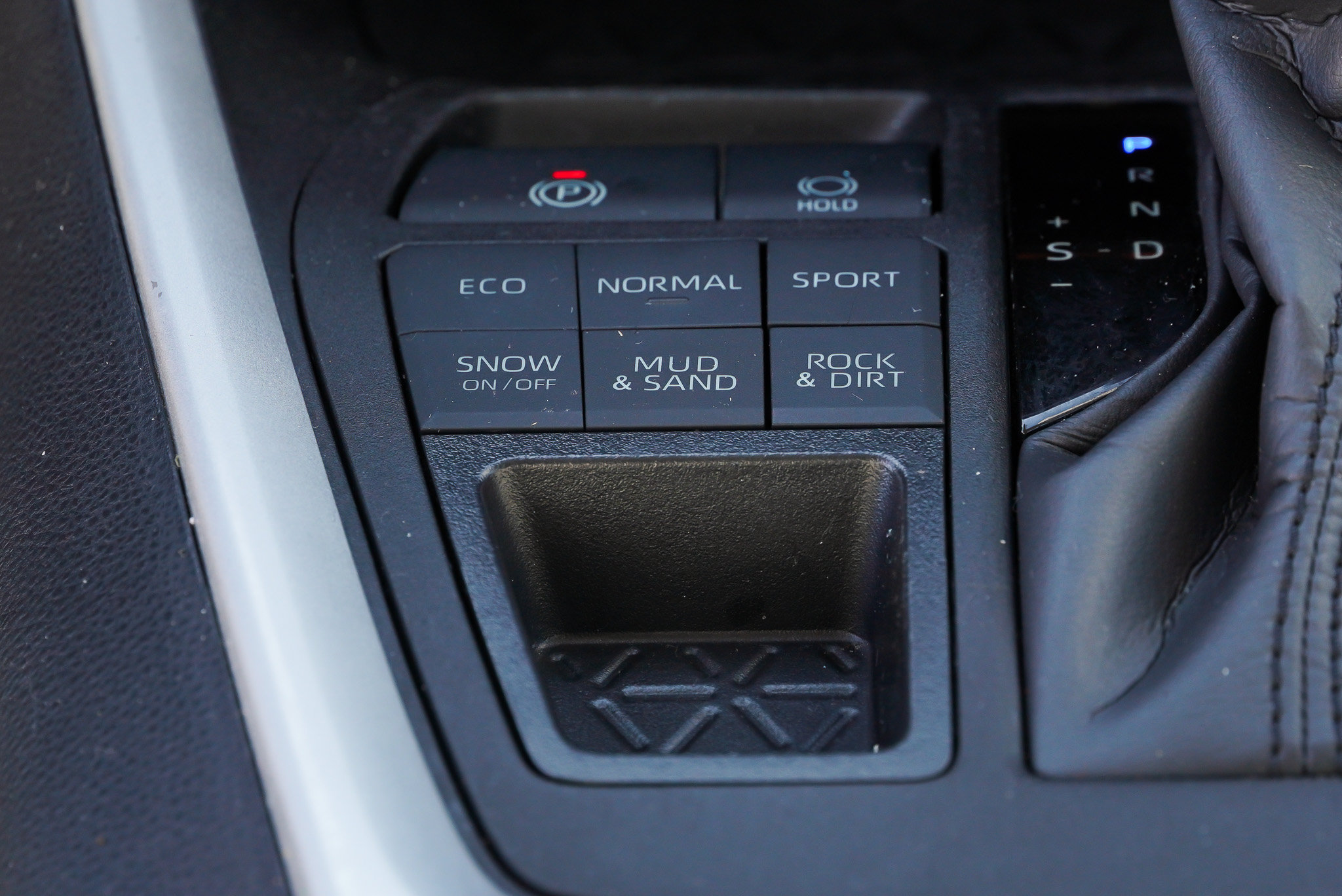 Certified 2024 Toyota RAV4 XLE AWD/4WD image 35