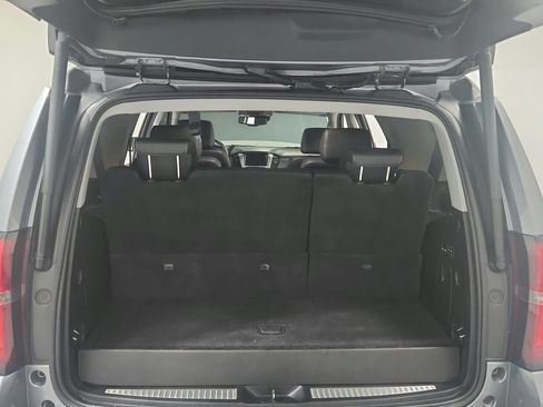 Used 2018 Chevrolet Tahoe LT w/ LT Signature Package AWD/4WD image 26
