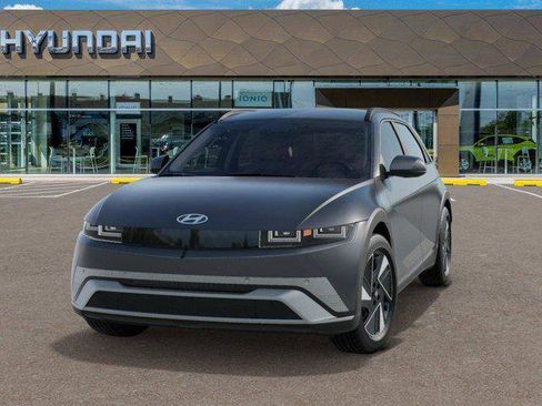 New 2025 Hyundai Ioniq 5 SEL image 6