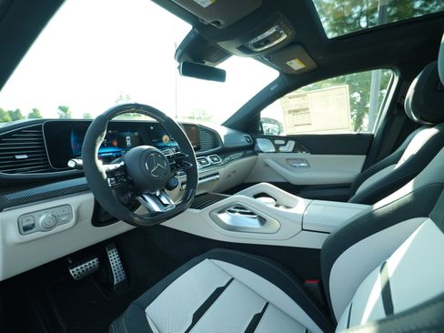 New 2026 Mercedes-Benz GLE 53 AMG 4MATIC Coupe image 41