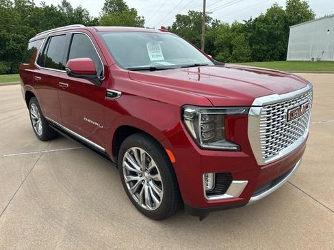 Used 2023 GMC Yukon Denali w/ Denali Reserve Package AWD/4WD image 7