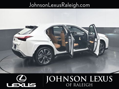 New 2025 Lexus UX 300h FWD image 23