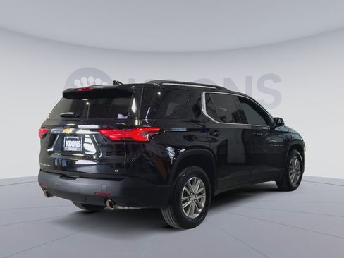 Used 2023 Chevrolet Traverse LT image 11