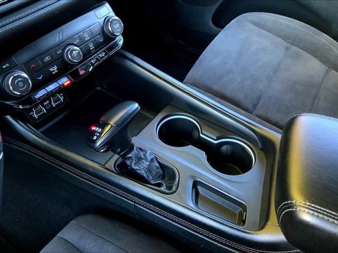 Used 2021 Dodge Durango GT w/ Blacktop Package image 16