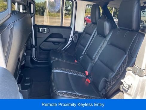 Used 2021 Jeep Wrangler Unlimited Sahara AWD/4WD image 19