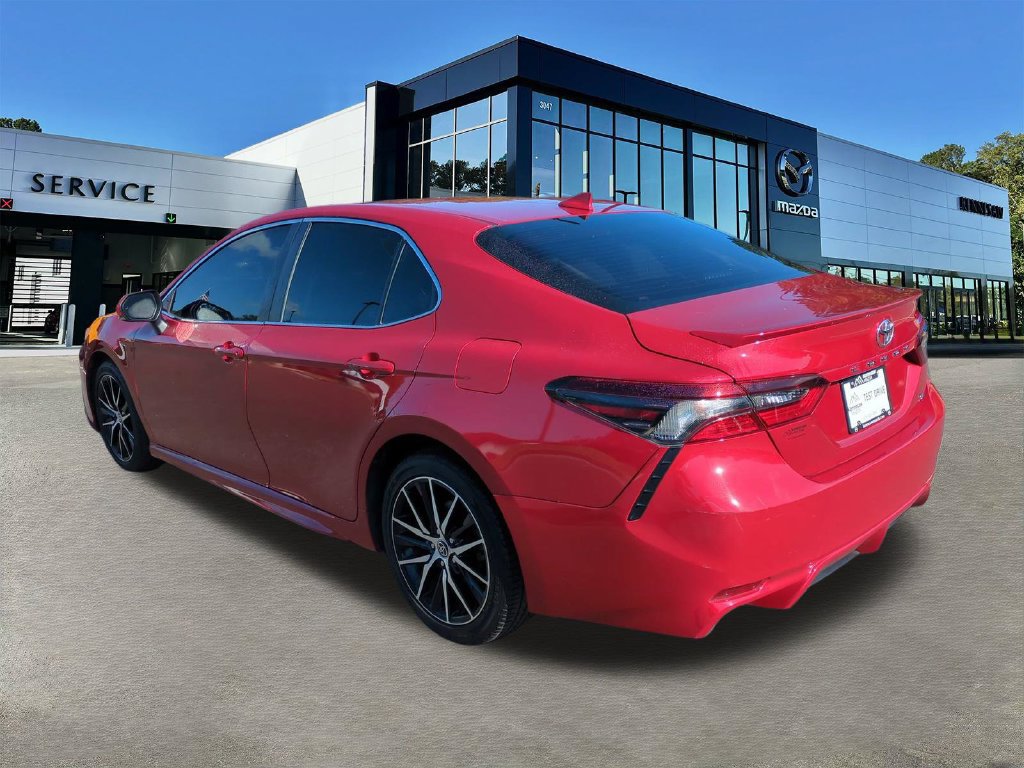 Used 2023 Toyota Camry SE w/ Convenience Package FWD image 7