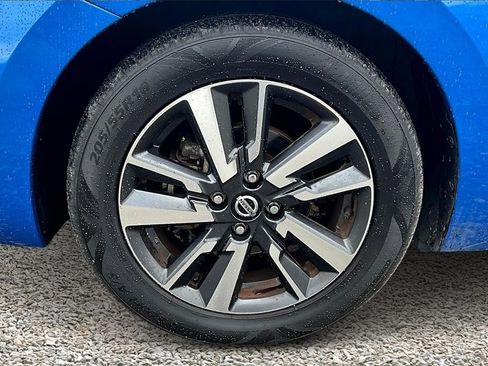 Used 2021 Nissan Versa SV image 8