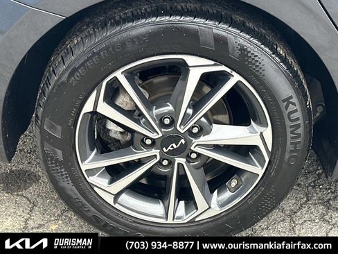 Used 2023 Kia Forte LXS w/ LXS Technology Package image 27