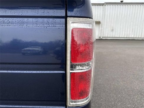 Used 2011 Ford F150 Lariat w/ Lariat Chrome Pkg image 7