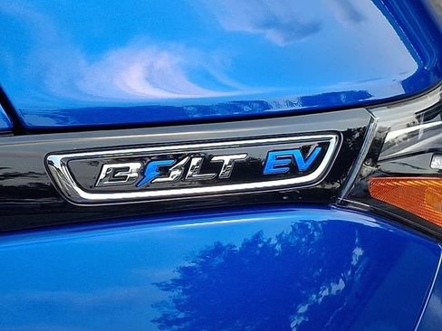 Used 2020 Chevrolet Bolt LT FWD image 34