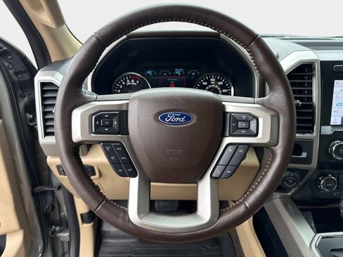 Used 2020 Ford F150 Lariat w/ Trailer Tow Package RWD image 26