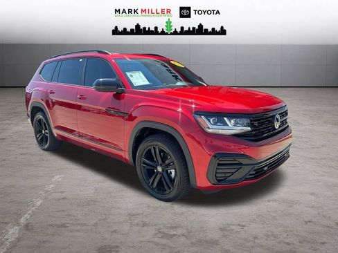 Used 2023 Volkswagen Atlas SEL R-Line AWD/4WD image 8