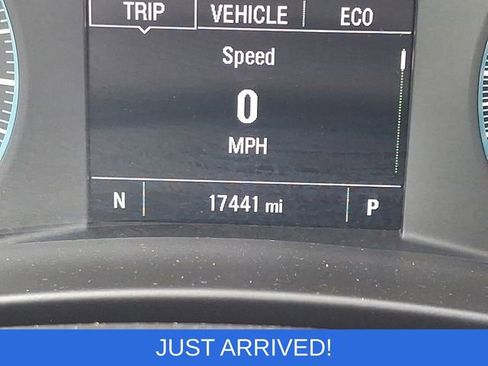 Used 2023 Chevrolet Equinox LS AWD/4WD image 4