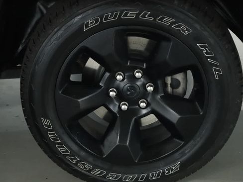 Used 2019 RAM 1500 Big Horn AWD/4WD image 40