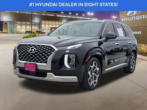 Used 2022 Hyundai Palisade Calligraphy FWD image 2