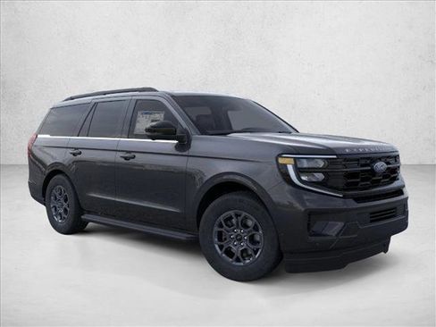 New 2026 Ford Expedition Active image 7